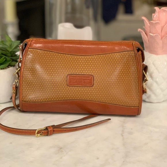 dooney and bourke tan crossbody